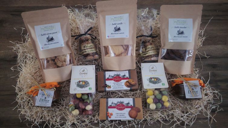 Douceurs de Touraine : macarons de Cormery, sablés et délices sucrés artisanaux