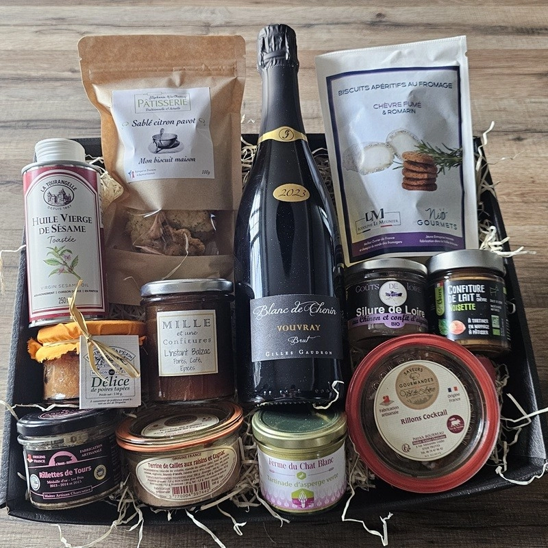 Coffret Prestige de 12 spécialités de Touraine : Vouvray, Rillons et Poire Tapée