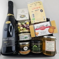Coffret gourmand Le Festif de Tours avec Vouvray pétillant et spécialités locales.